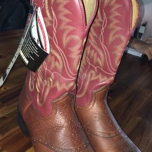 9 1/2 EE Justin boots